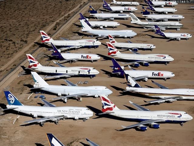 Потери авиакомпаниями из-за вируса растут