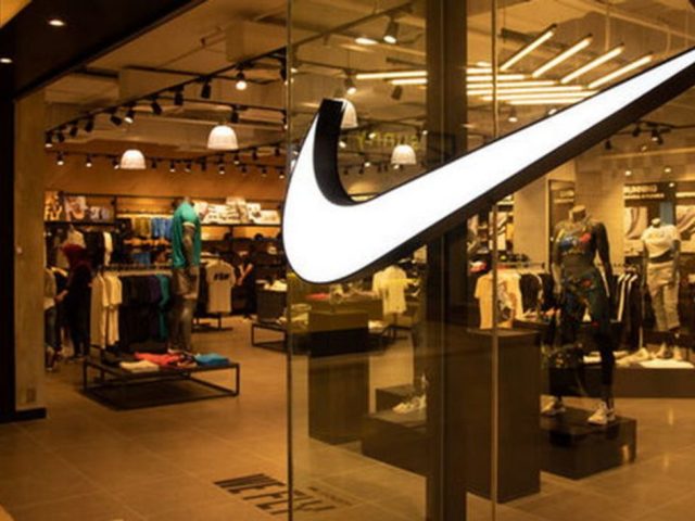 Nike решил уйти с российского рынка